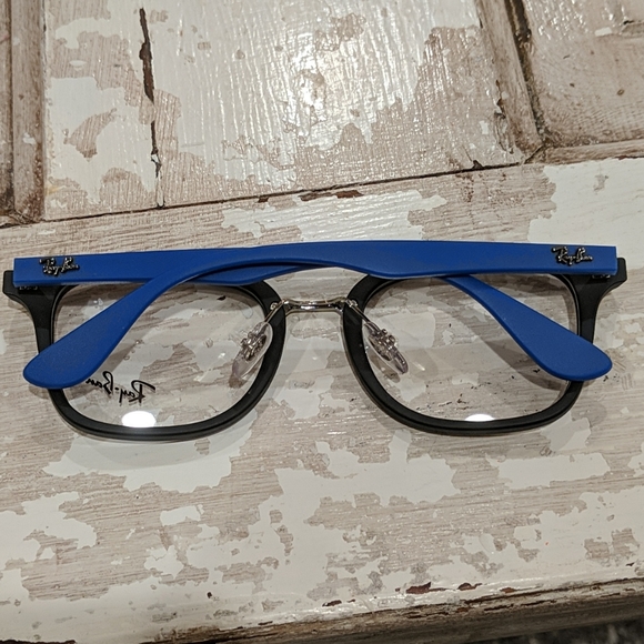 Brand new Ray-Ban kid's prescription frames - Picture 2 of 2